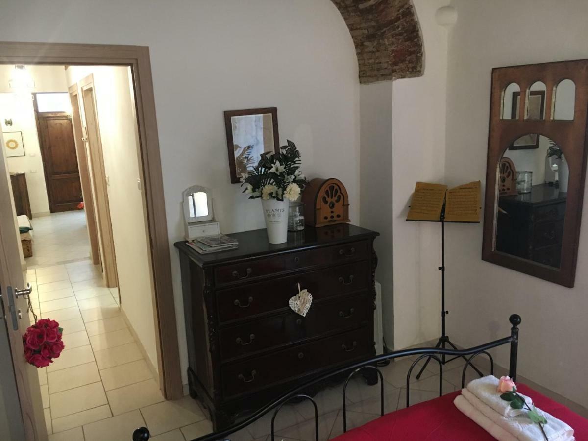 New Maria'S House Livorno. Il Cisternoneアパートメント エクステリア 写真
